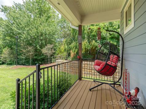 37 Thornes Lane Asheville NC 28805