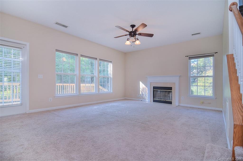 8700 Great Bear Court Charlotte NC 28269