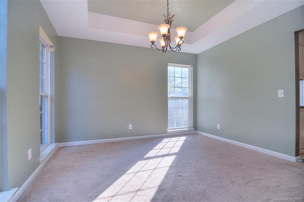 8700 Great Bear Court Charlotte NC 28269