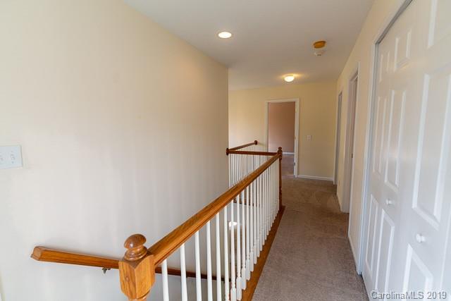 8700 Great Bear Court Charlotte NC 28269