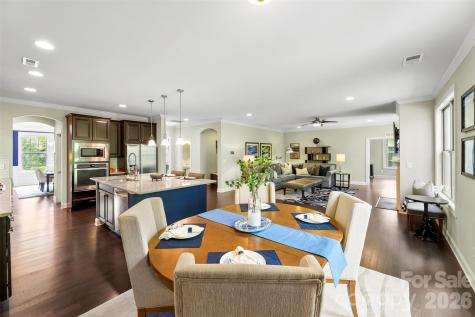 220 Kingsdown Avenue Charlotte NC 28270