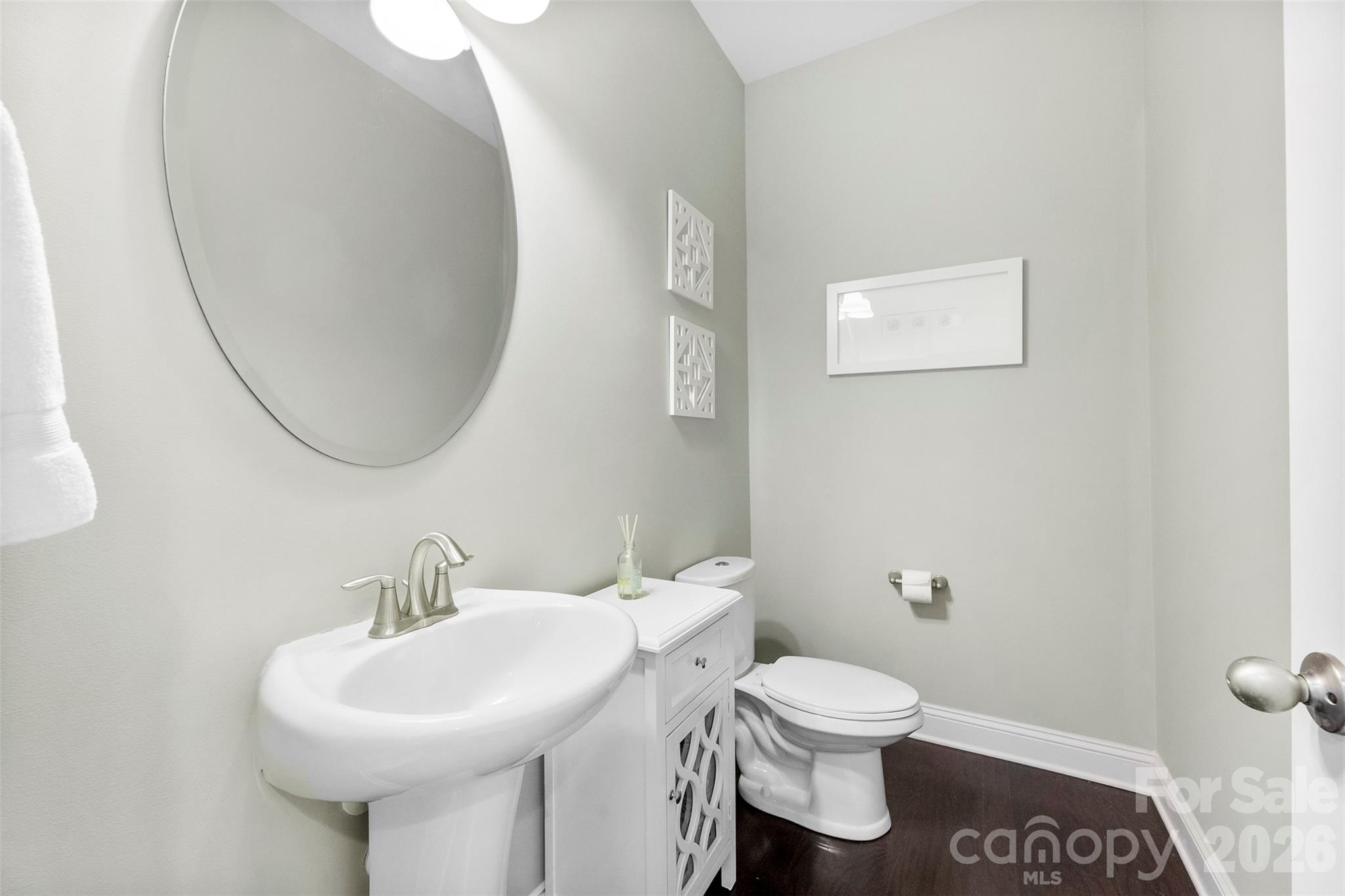 220 Kingsdown Avenue Charlotte NC 28270