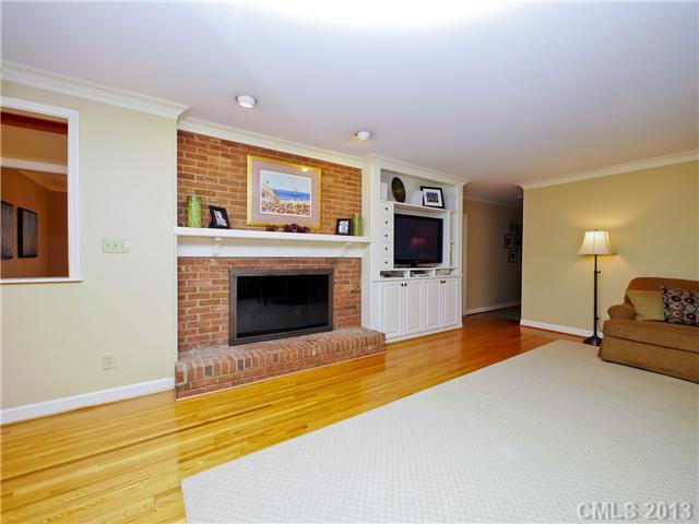 2011 Fromby Court Charlotte NC 28211
