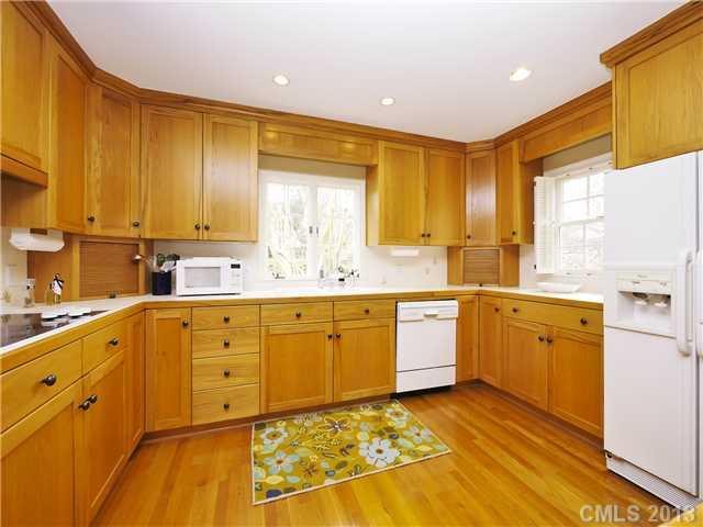 2011 Fromby Court Charlotte NC 28211