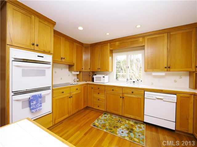 2011 Fromby Court Charlotte NC 28211