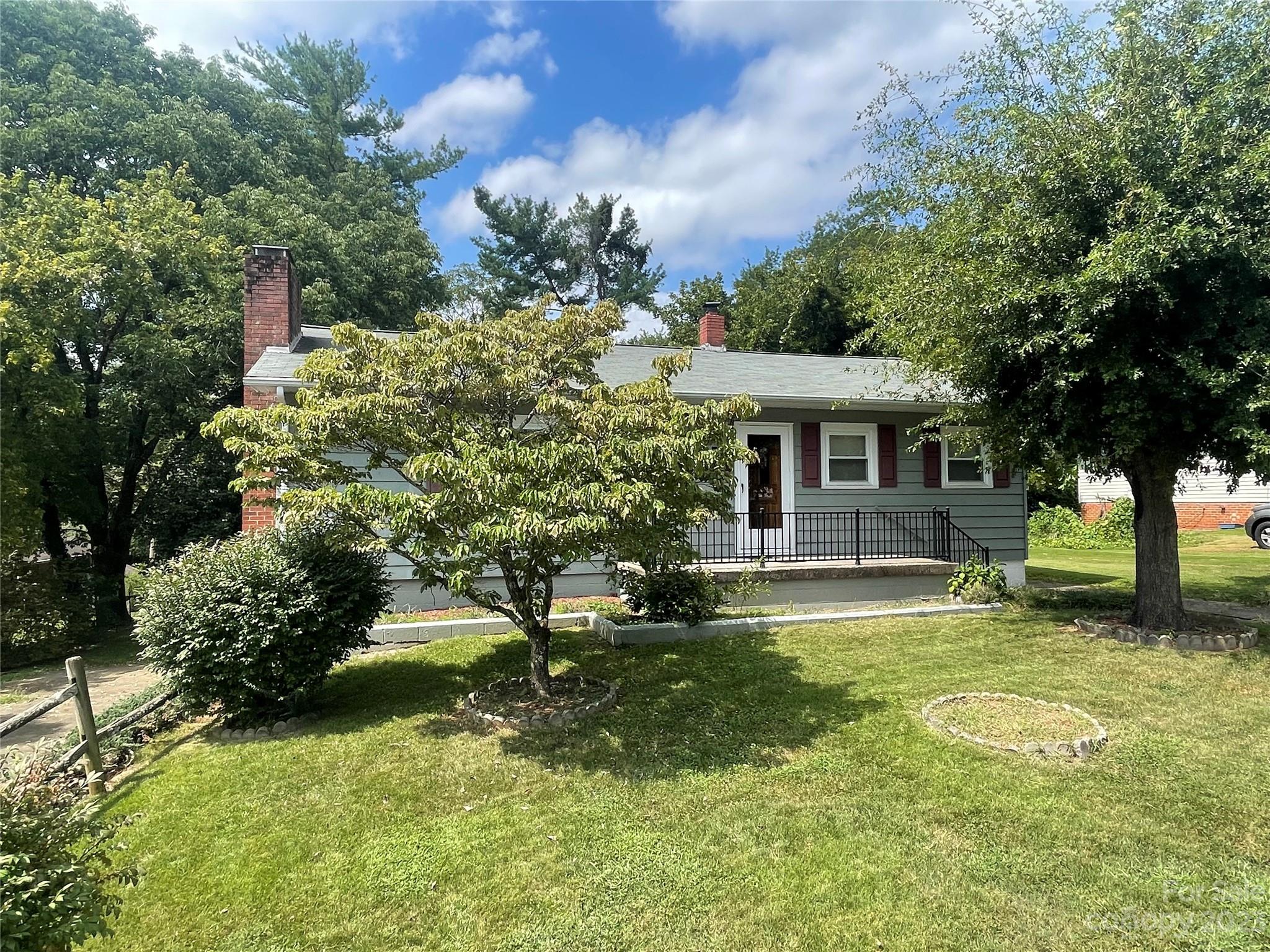 112 North Street Morganton NC 28655