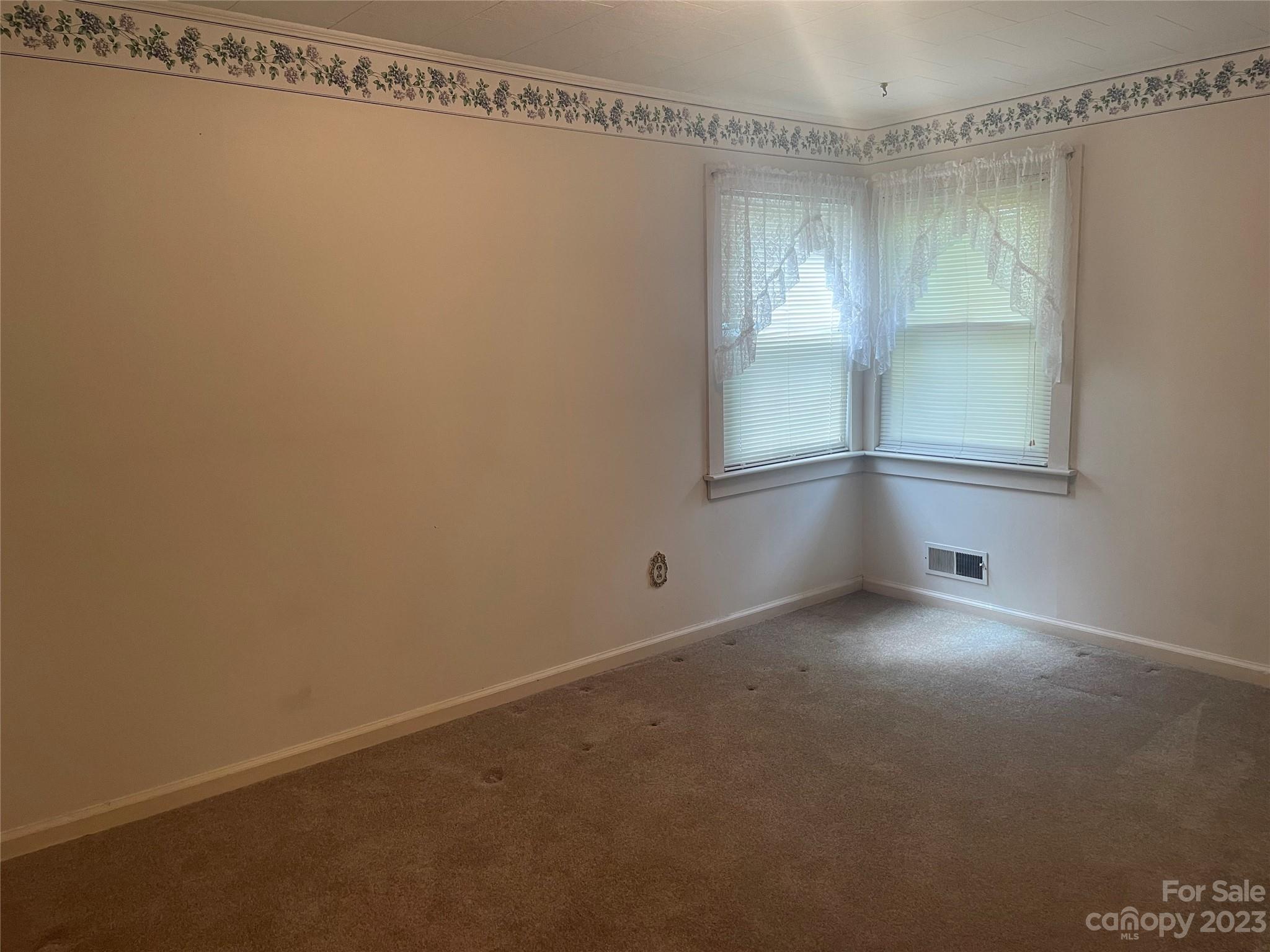 112 North Street Morganton NC 28655