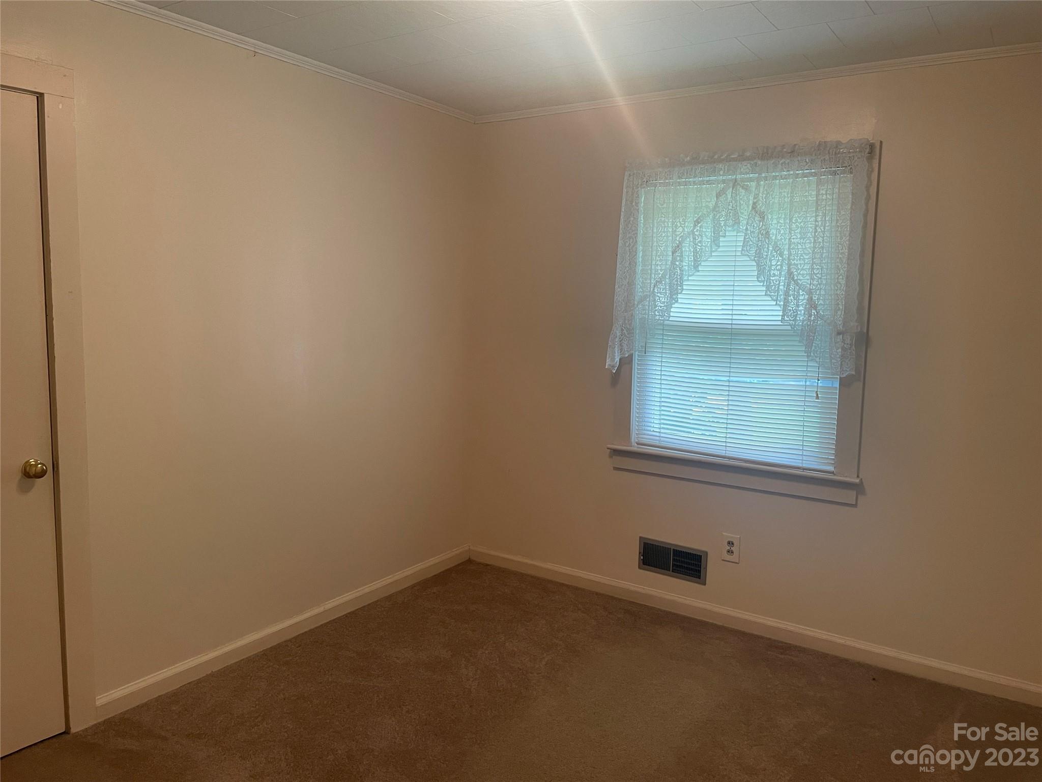 112 North Street Morganton NC 28655