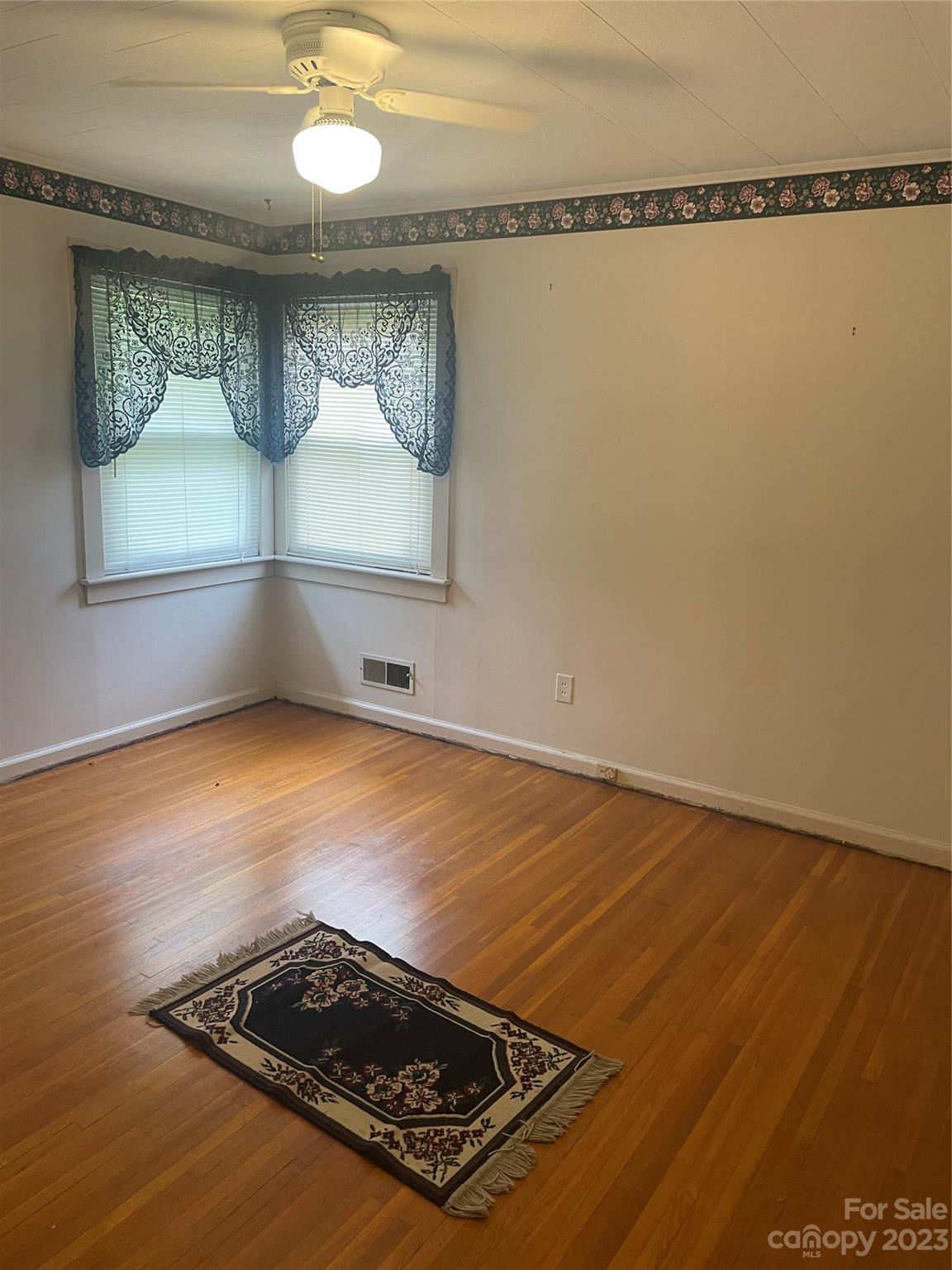 112 North Street Morganton NC 28655