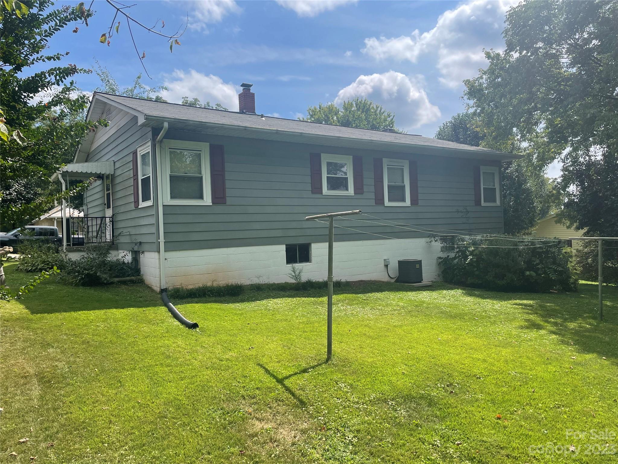 112 North Street Morganton NC 28655