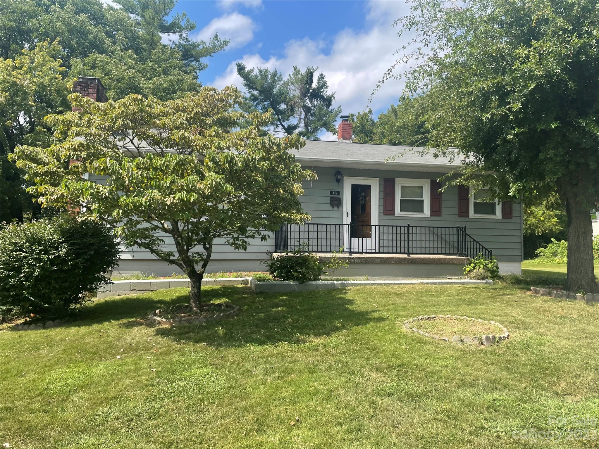 112 North Street Morganton NC 28655