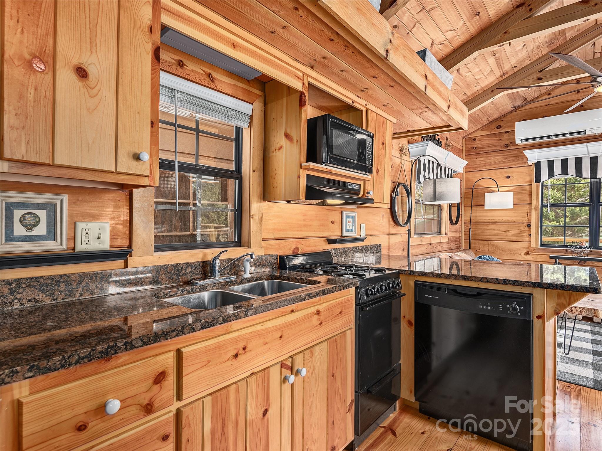 30 Boulder Drive Lake Toxaway NC 28747