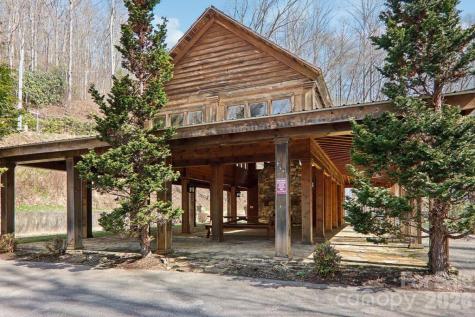 1012 Alarka Highlands Drive Bryson City NC 28713