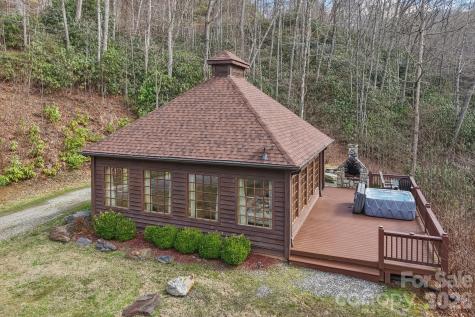 1012 Alarka Highlands Drive Bryson City NC 28713