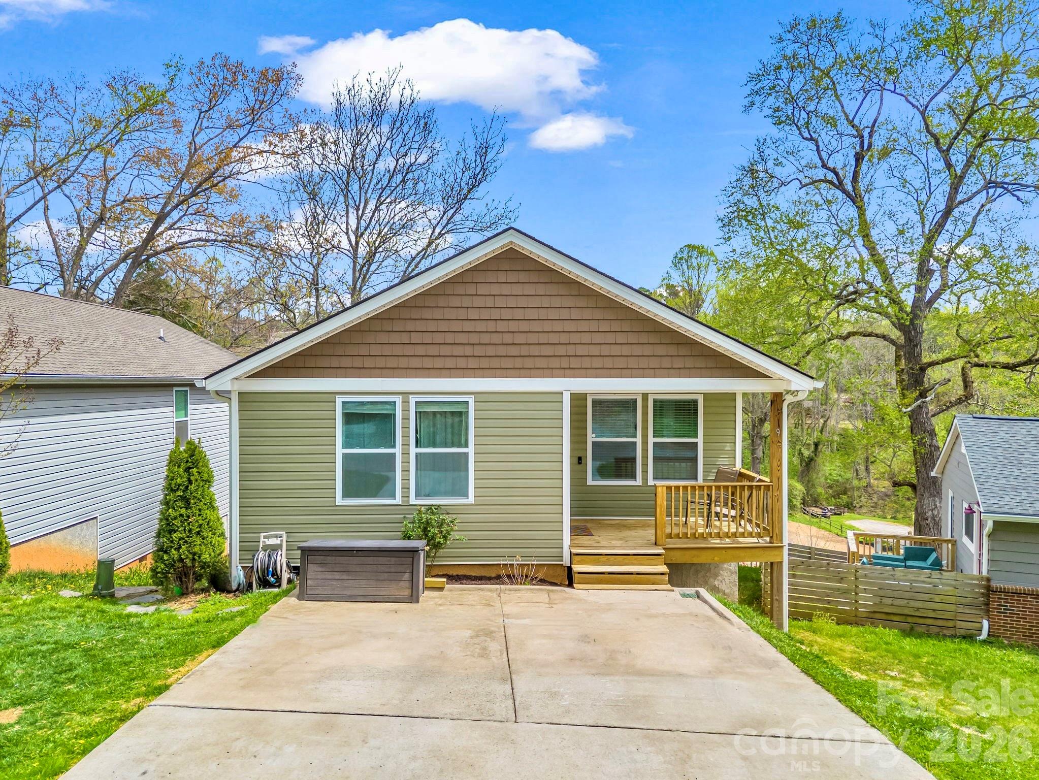 9 Shadowlawn Drive Asheville NC 28806
