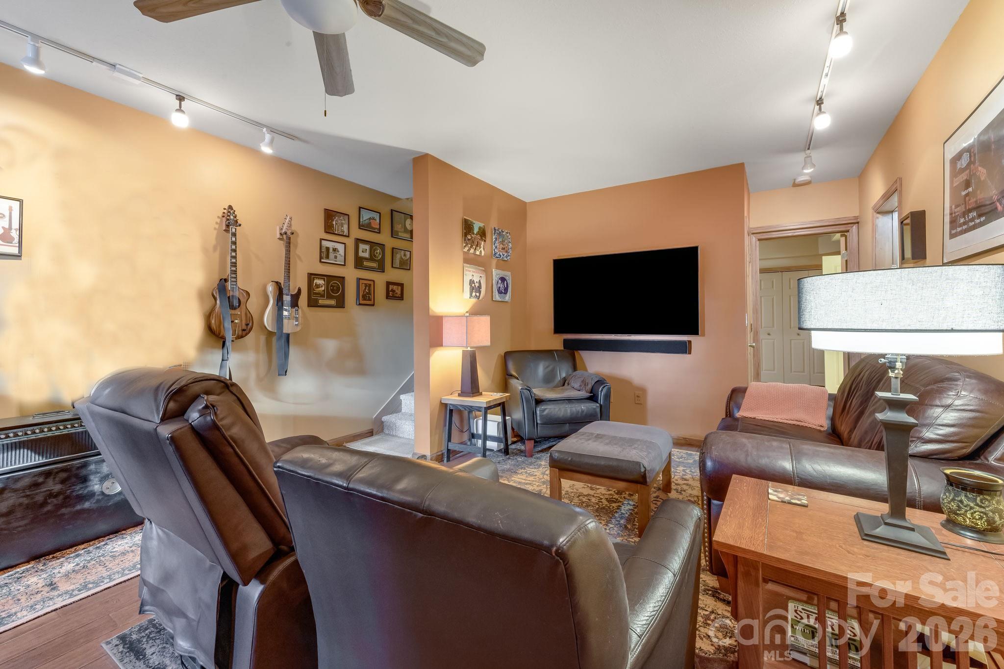 170 Wonderwood Lane Clyde NC 28721