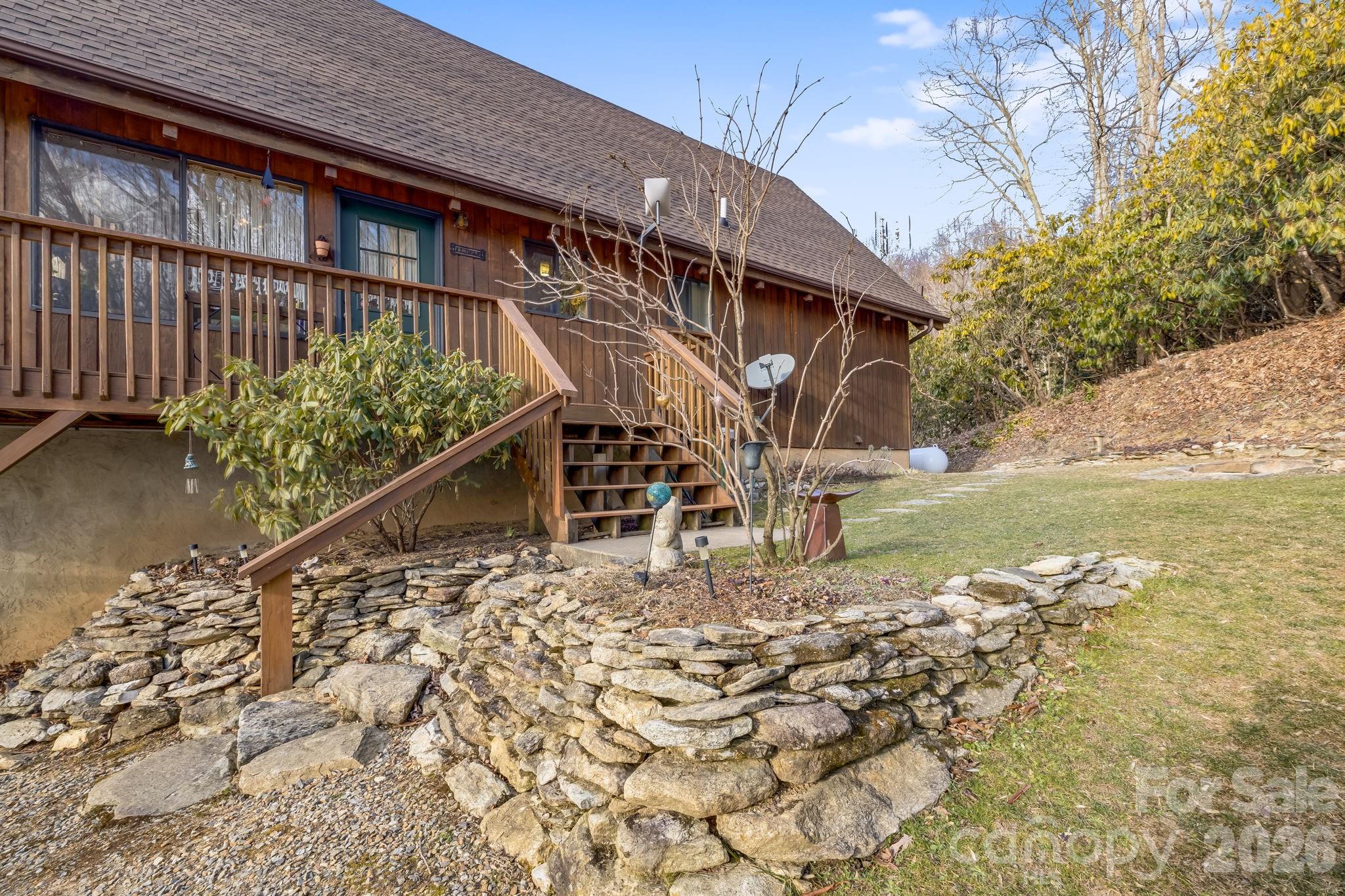 170 Wonderwood Lane Clyde NC 28721