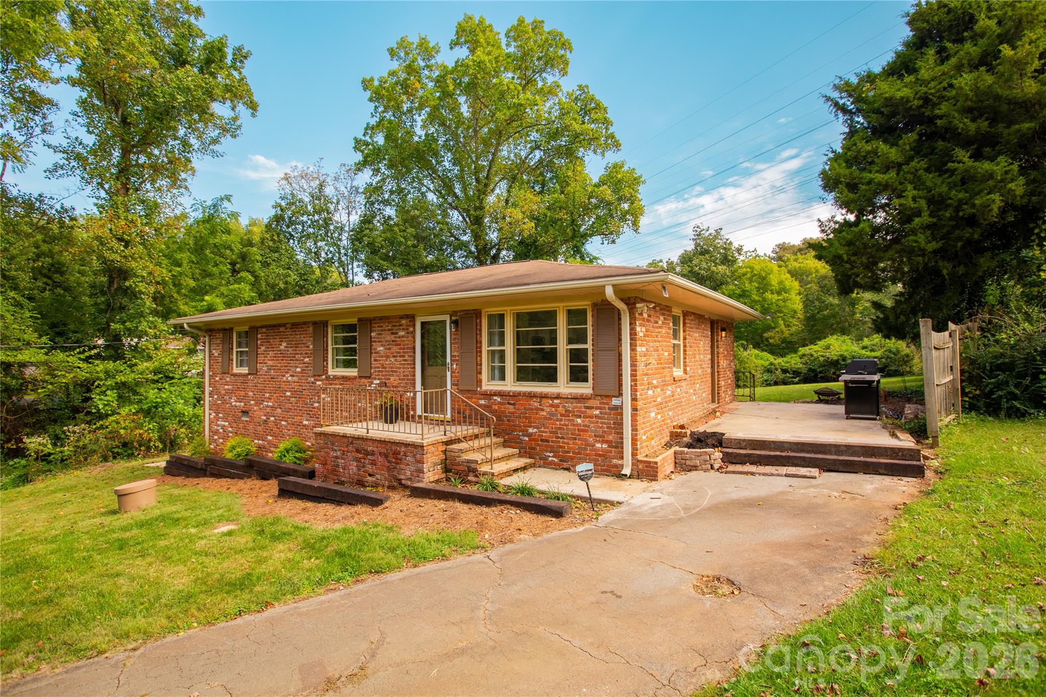 581 Clyde Drive Winston Salem NC 27104