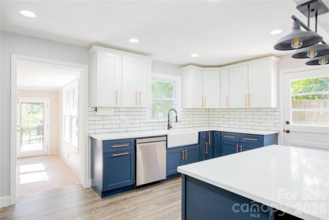 581 Clyde Drive Winston Salem NC 27104