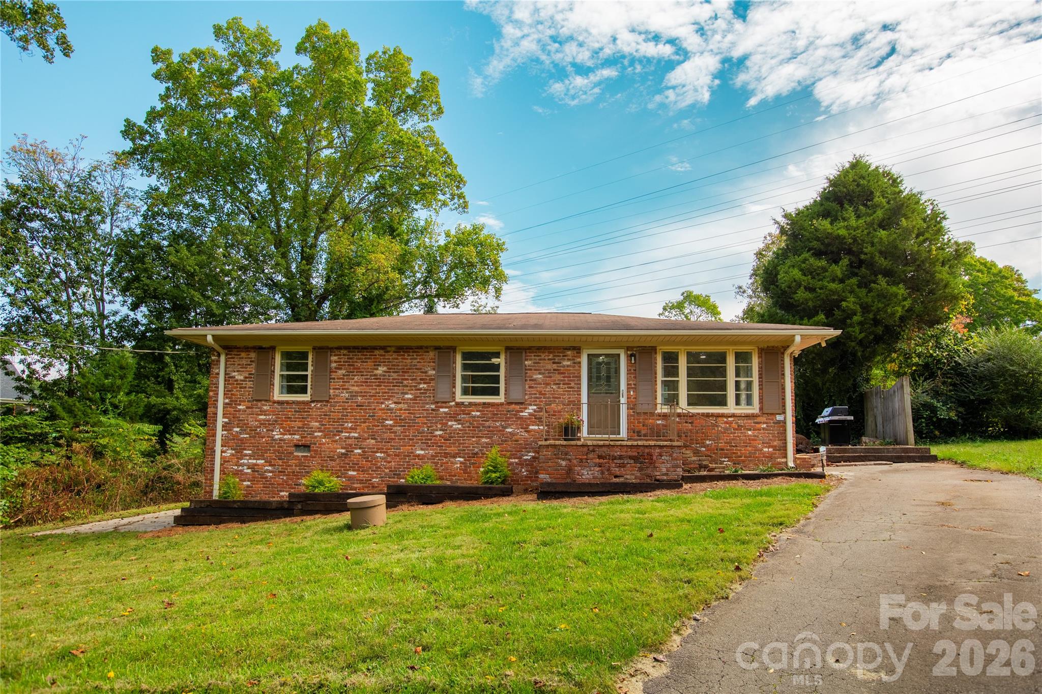 581 Clyde Drive Winston Salem NC 27104
