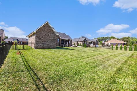 2952 Mehling Drive Lincolnton NC 28092