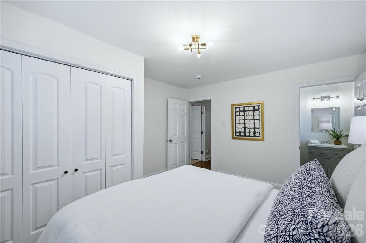 1815 Haines Street Charlotte NC 28216