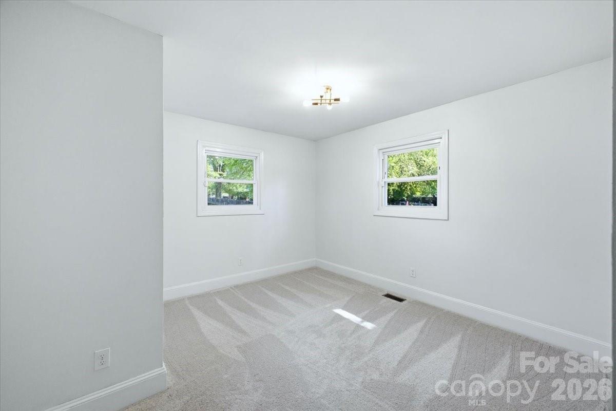 1815 Haines Street Charlotte NC 28216