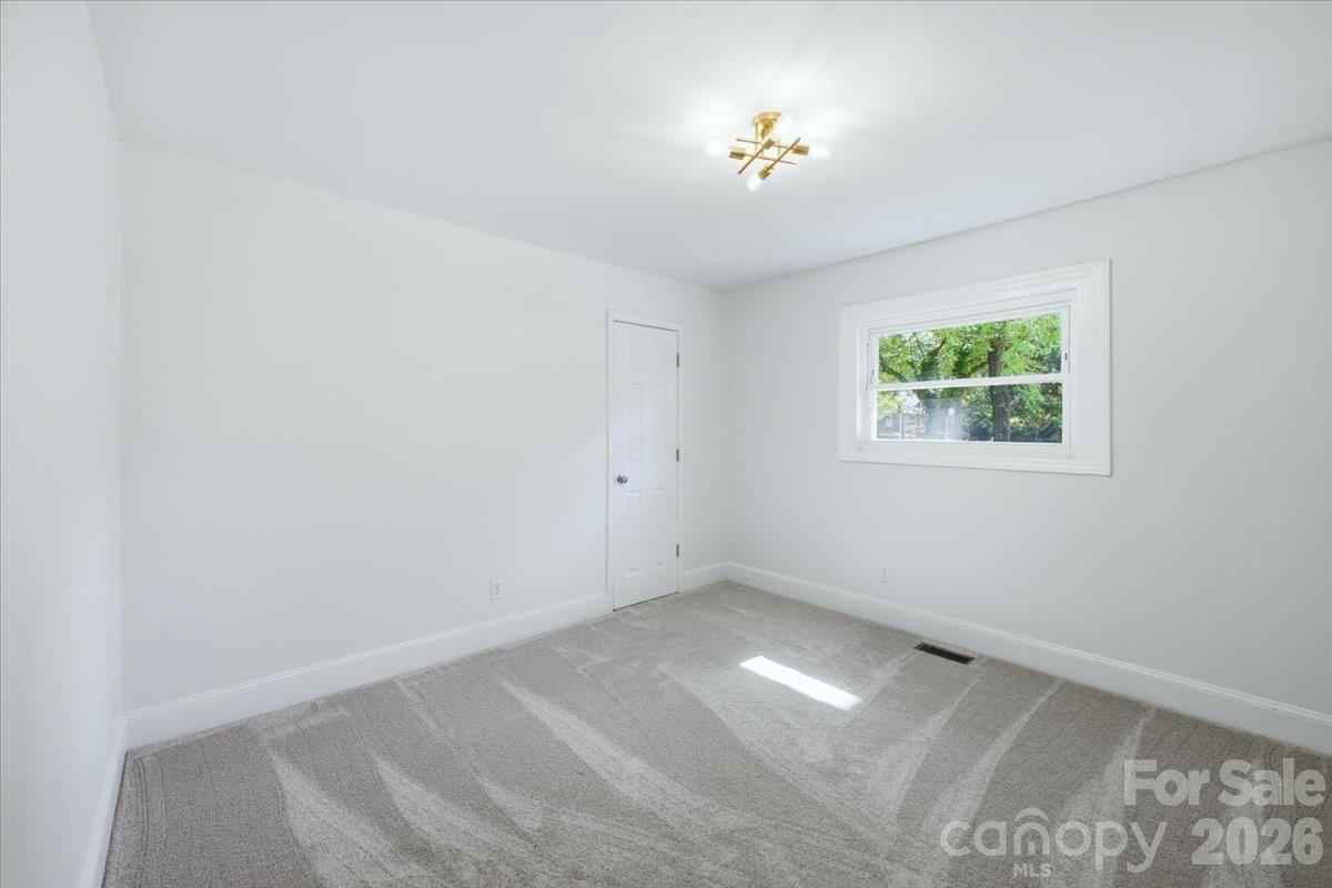 1815 Haines Street Charlotte NC 28216