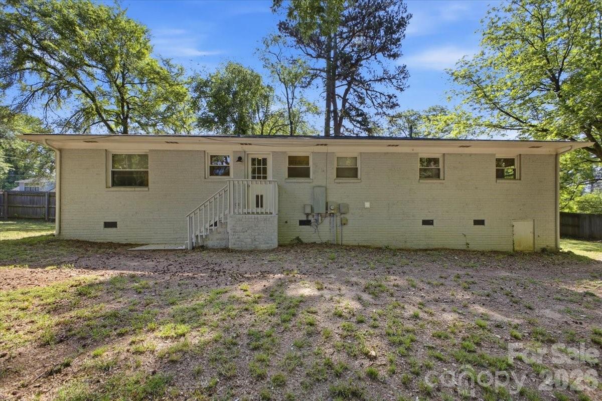 1815 Haines Street Charlotte NC 28216