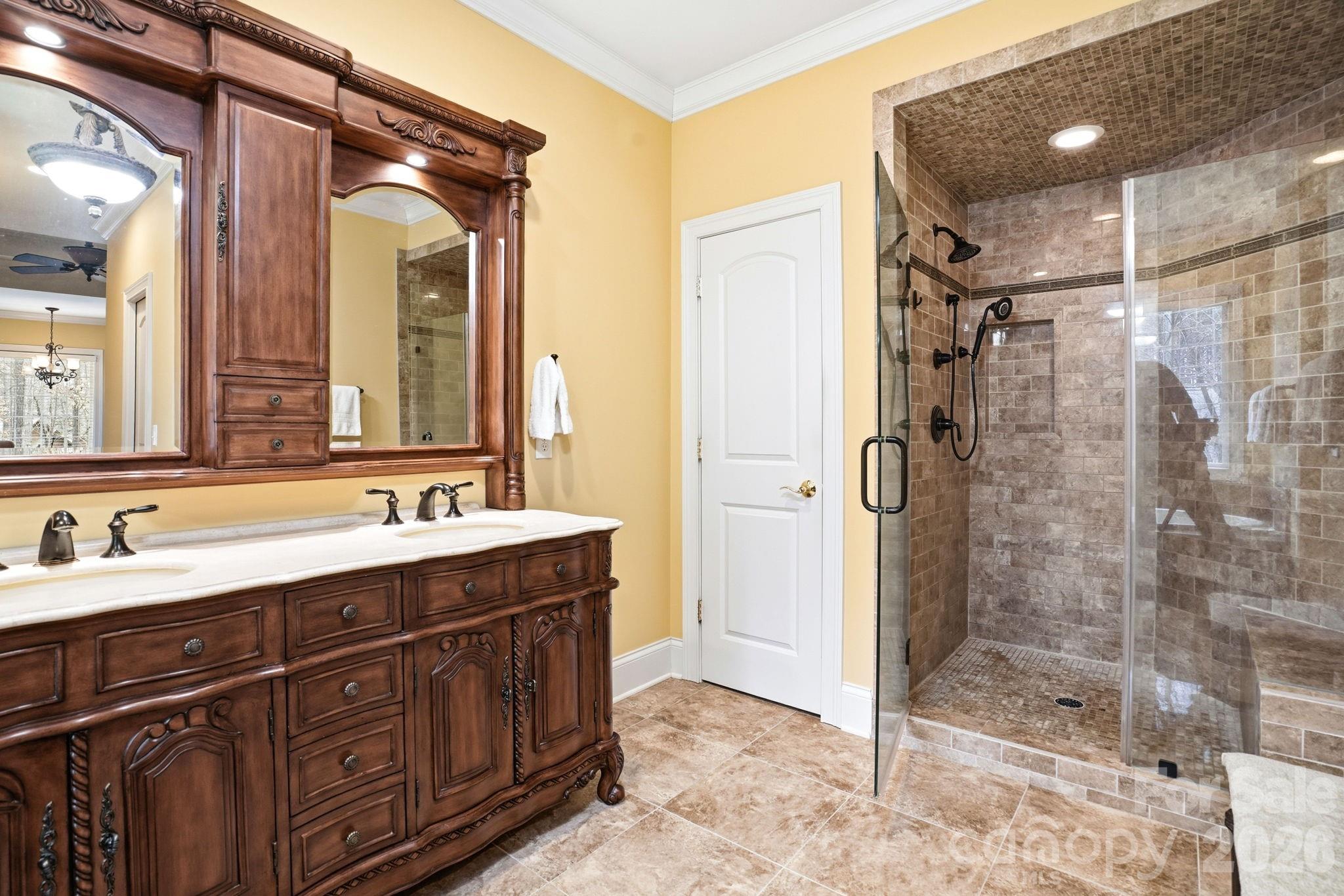 7282 James Court Denver NC 28037