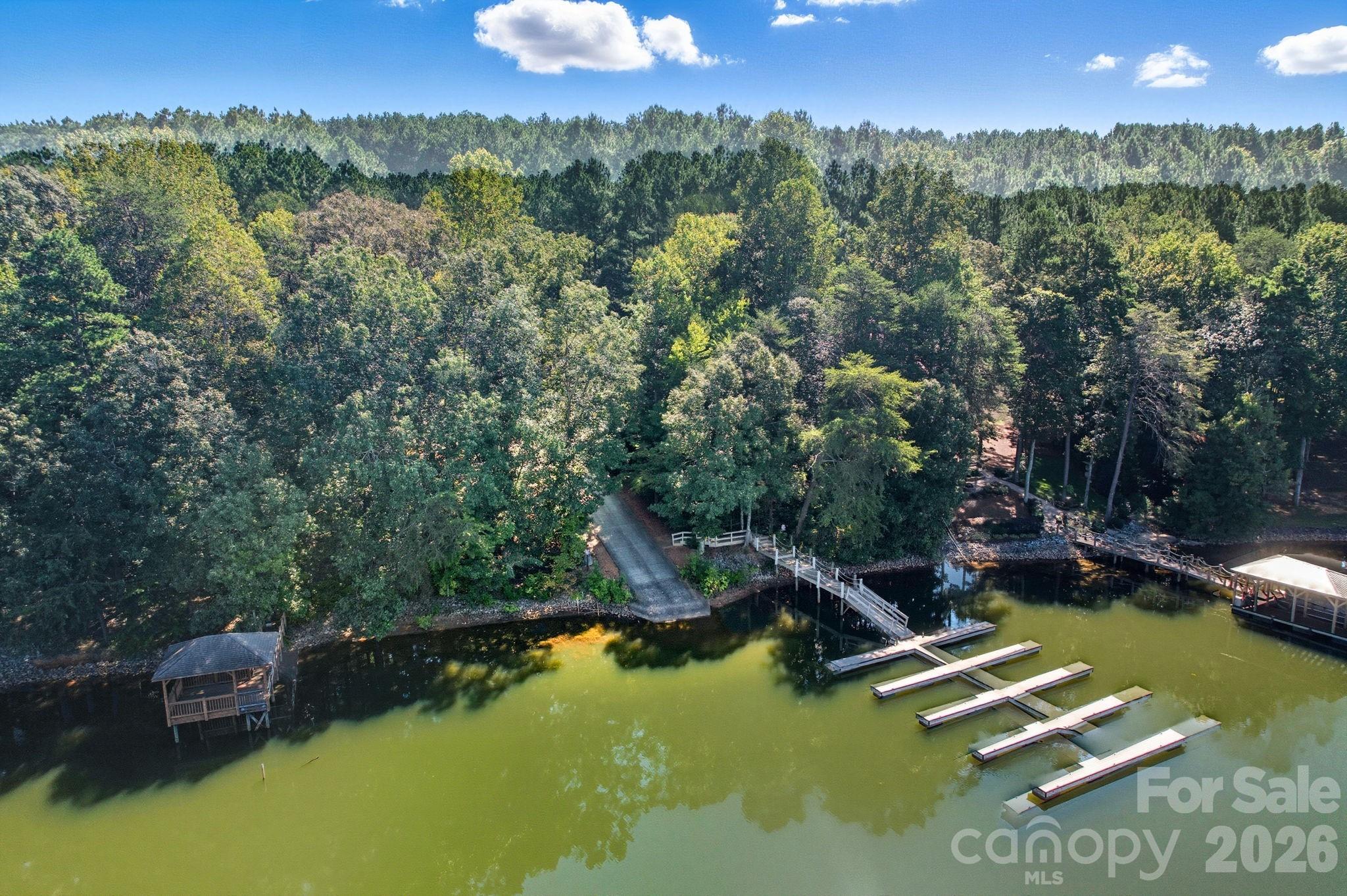 7282 James Court Denver NC 28037