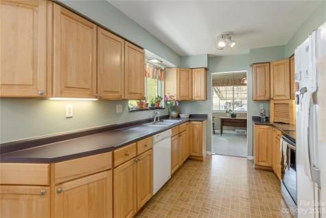 100 Arco Road Asheville NC 28805