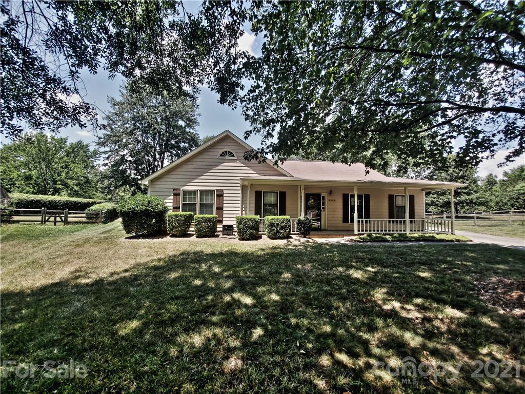 9258 Essen Lane Charlotte NC 28210