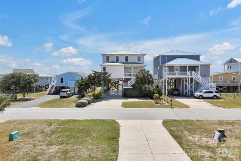 118 W Dolphin Drive Oak Island NC 28465