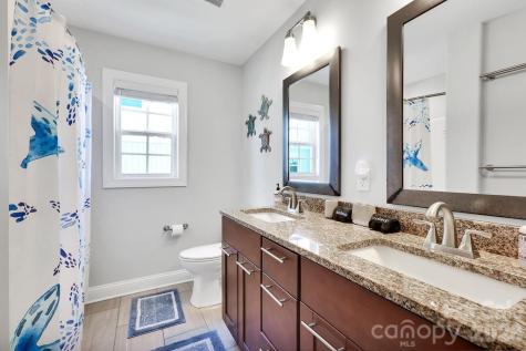 118 W Dolphin Drive Oak Island NC 28465