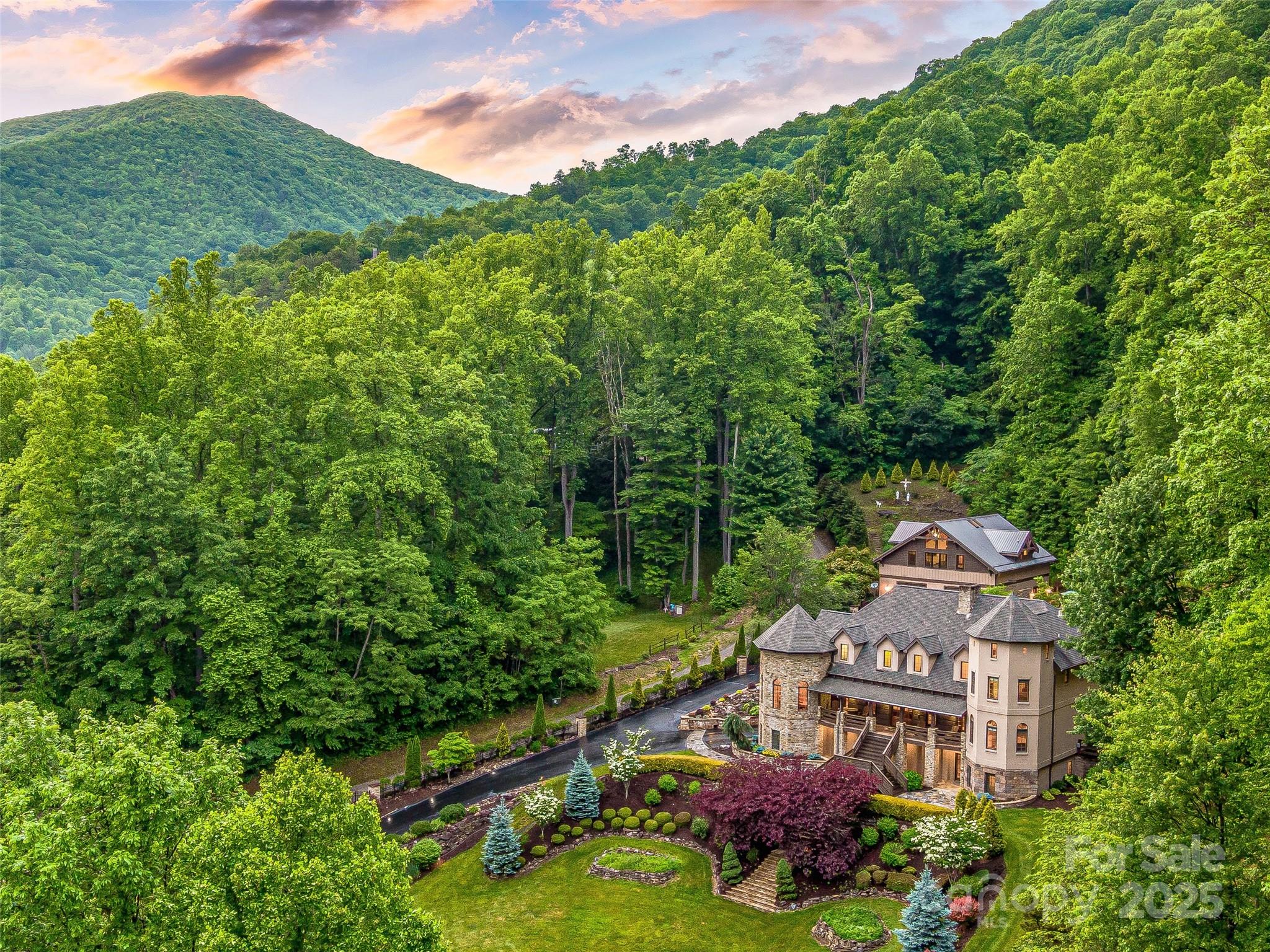 202 Emerald Lane Maggie Valley NC 28751