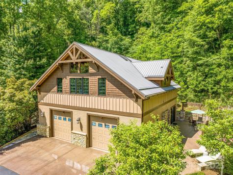 202 Emerald Lane Maggie Valley NC 28751