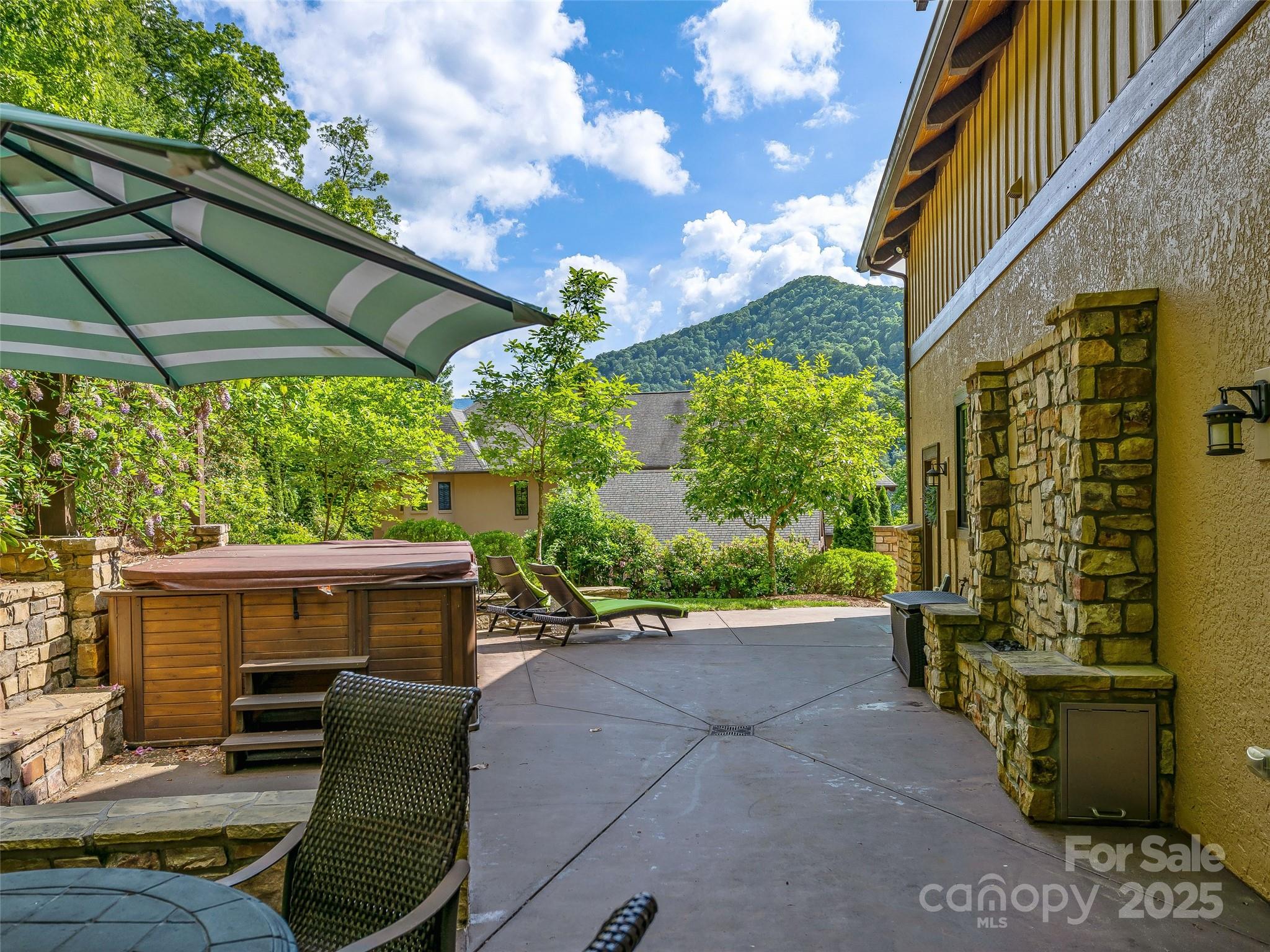202 Emerald Lane Maggie Valley NC 28751