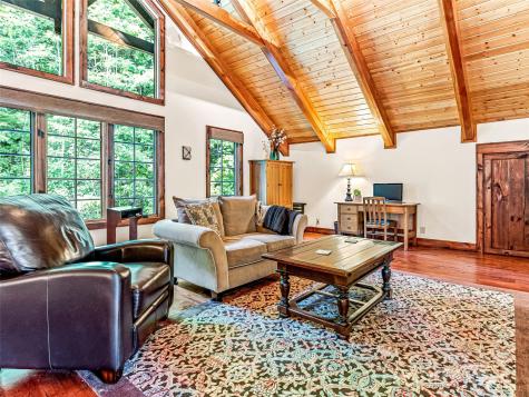202 Emerald Lane Maggie Valley NC 28751