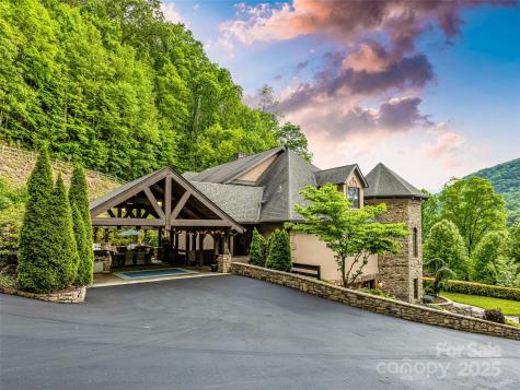202 Emerald Lane Maggie Valley NC 28751