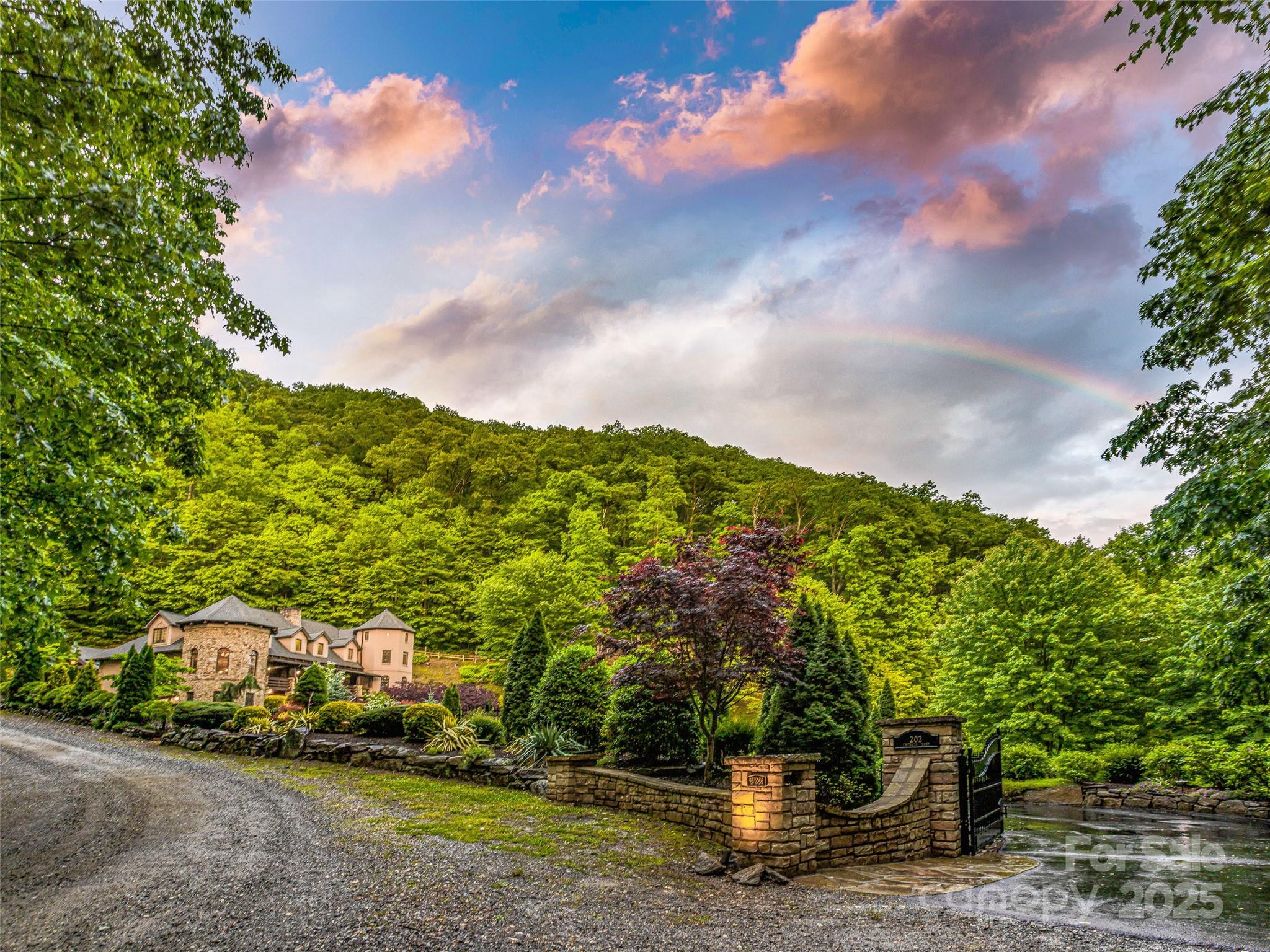 202 Emerald Lane Maggie Valley NC 28751