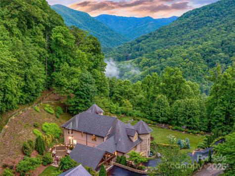 202 Emerald Lane Maggie Valley NC 28751