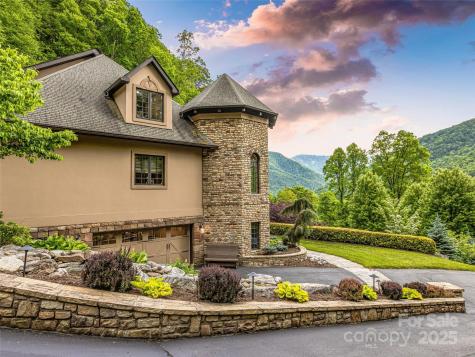 202 Emerald Lane Maggie Valley NC 28751