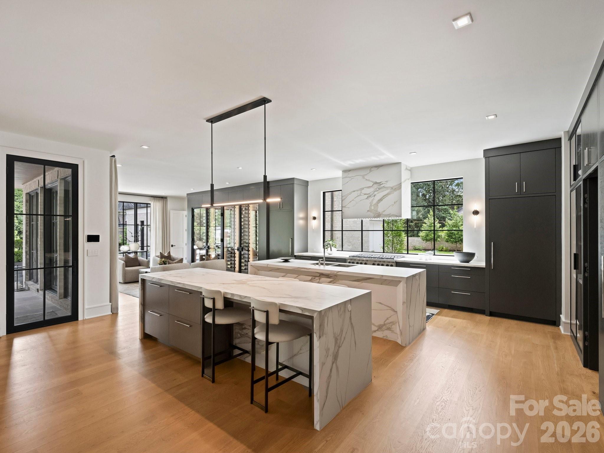 2317 Sharon Lane Charlotte NC 28211