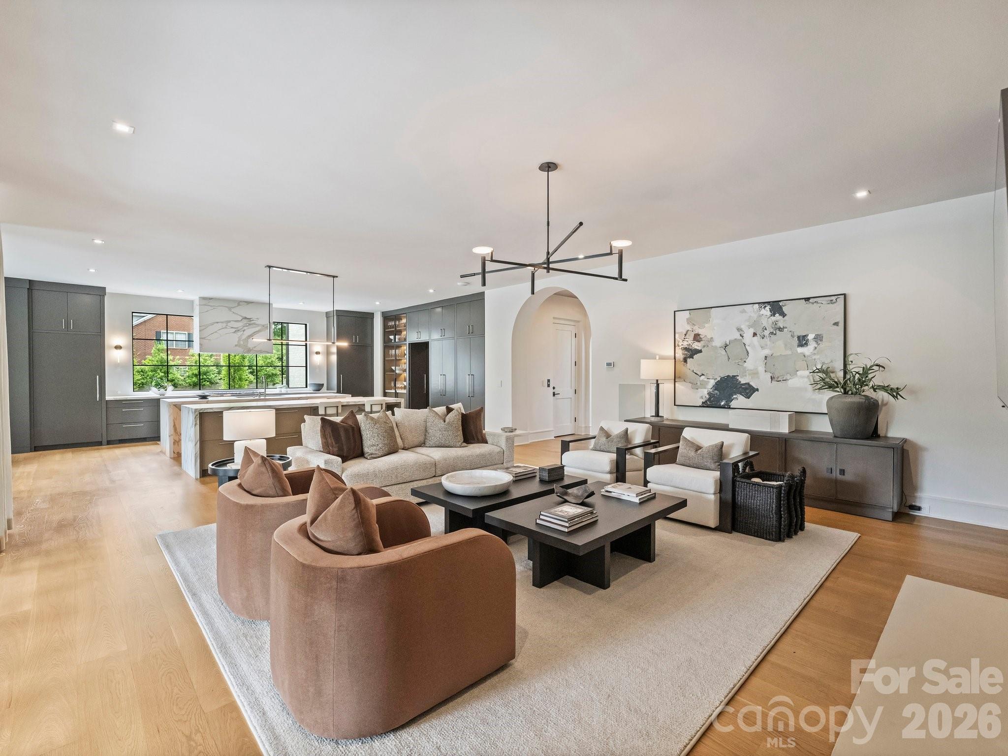 2317 Sharon Lane Charlotte NC 28211