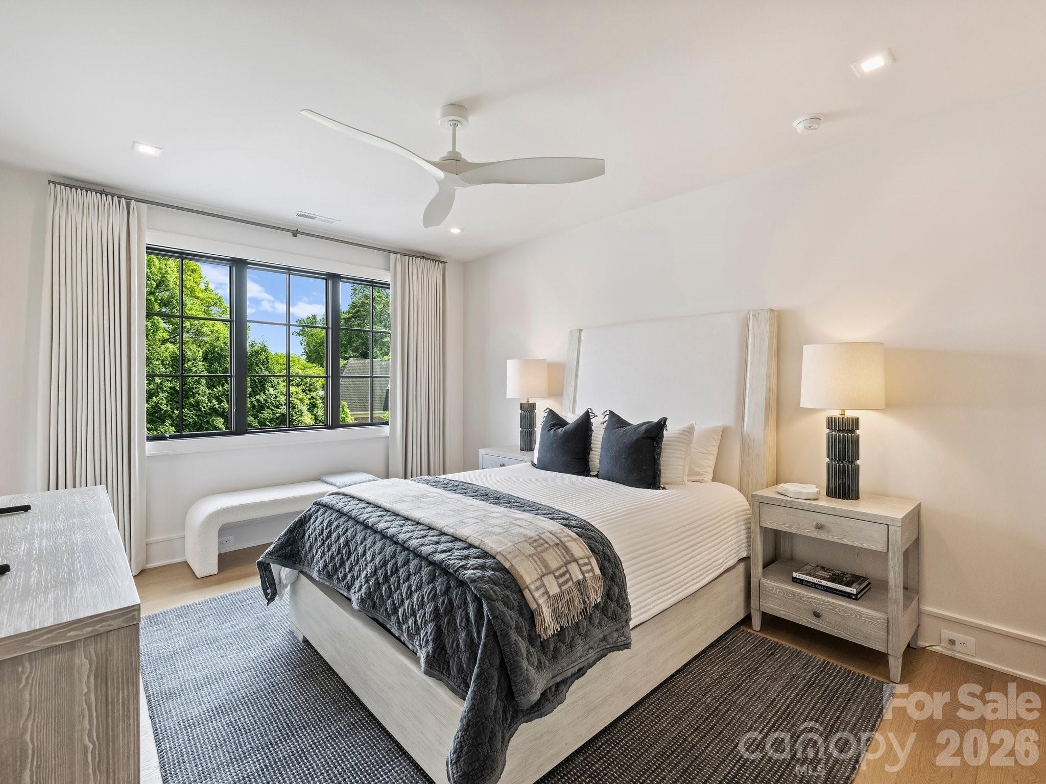 2317 Sharon Lane Charlotte NC 28211