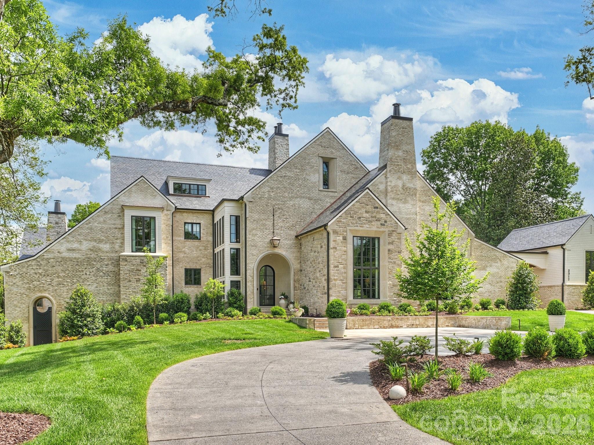 2317 Sharon Lane Charlotte NC 28211