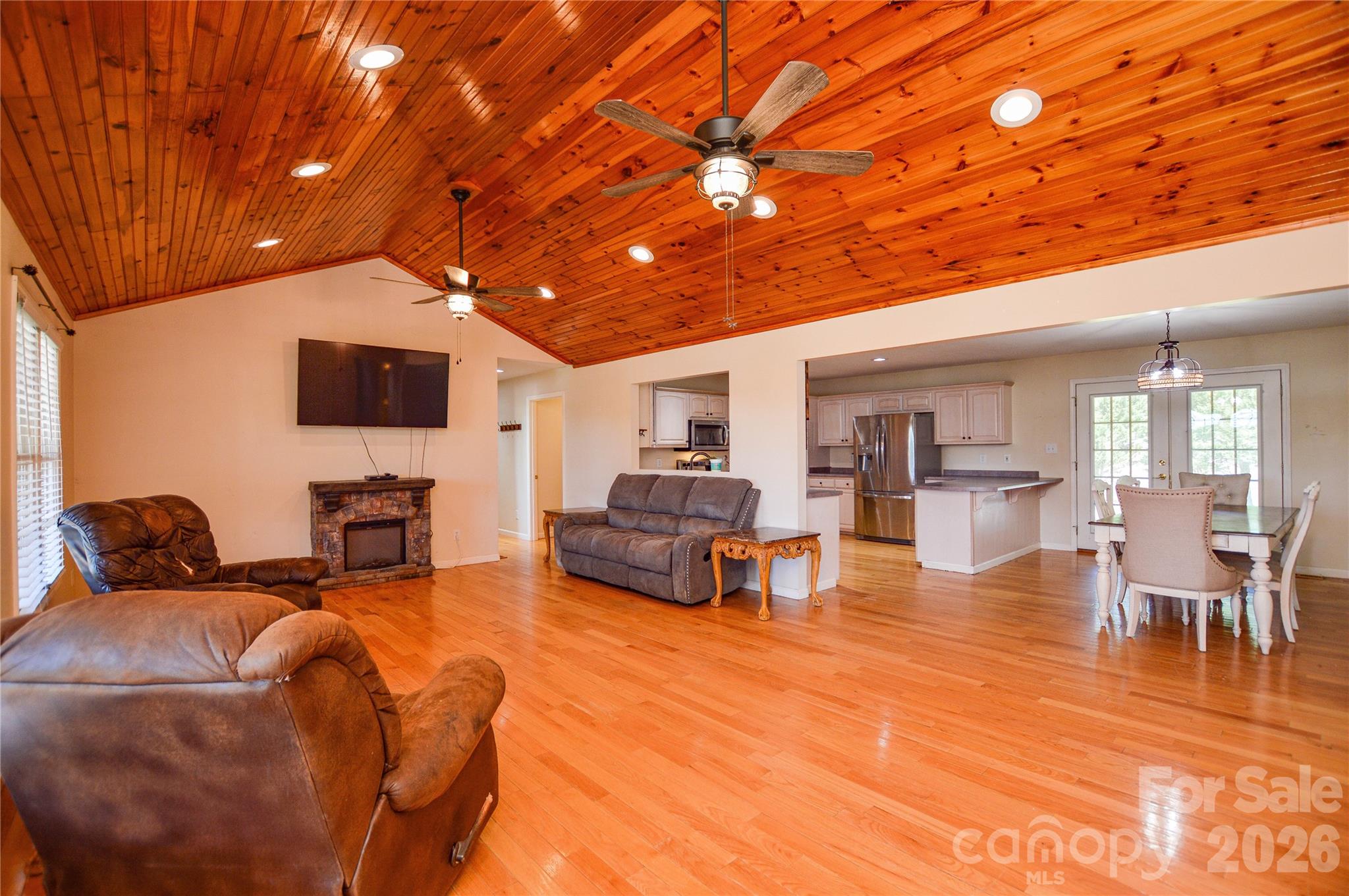 365 Wildlife Club Lane Taylorsville NC 28681