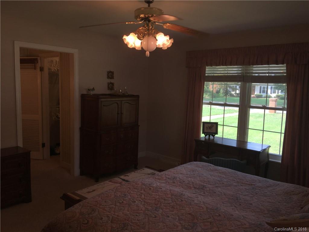 759 Lansdowne Road Charlotte NC 28270