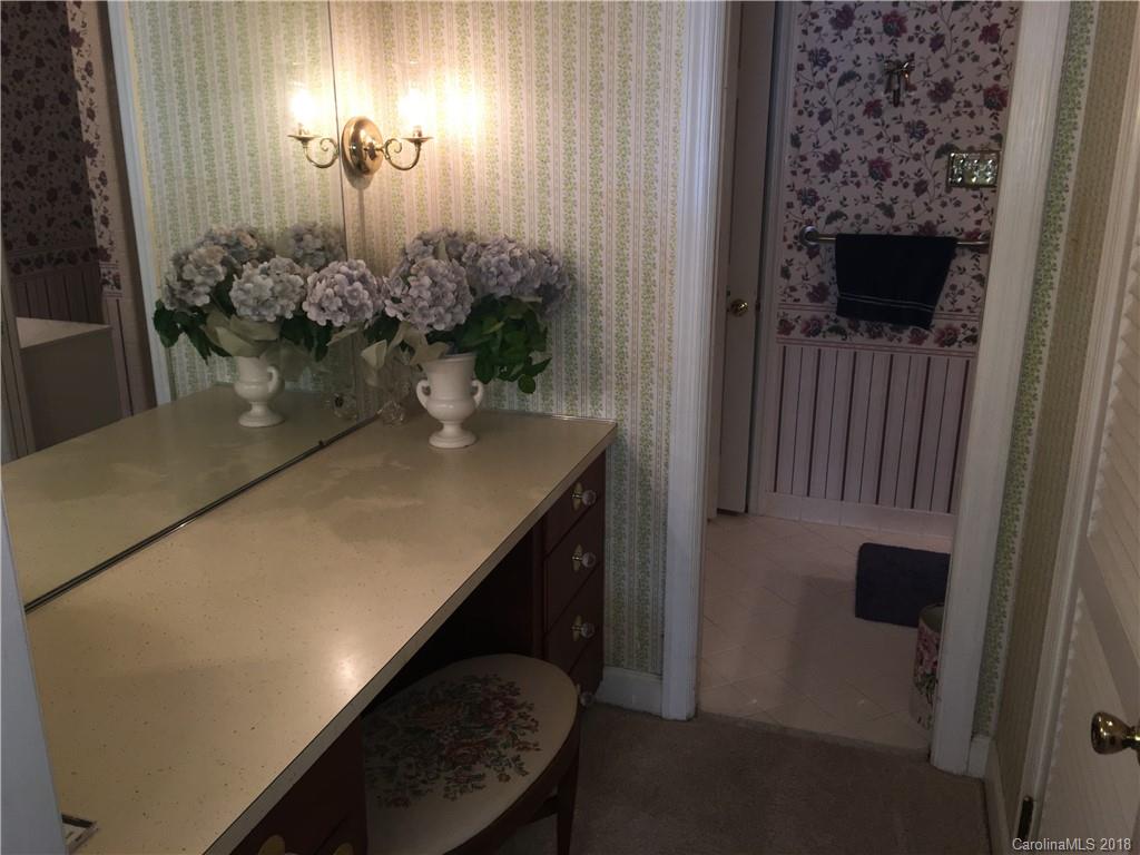 759 Lansdowne Road Charlotte NC 28270